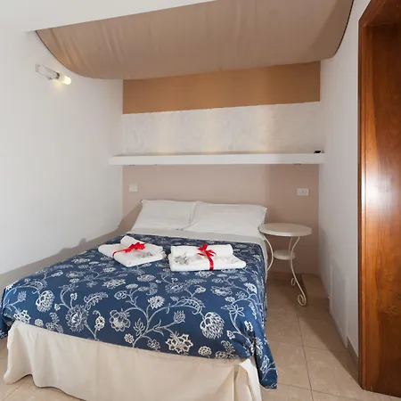 Trilogy Prestige Nocleg ze śniadaniem Lecce