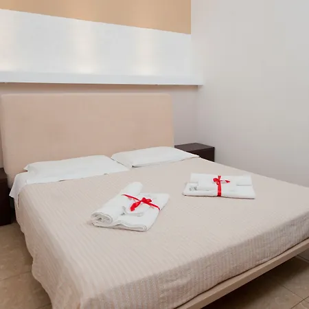 Hcetr Couette-café 4*