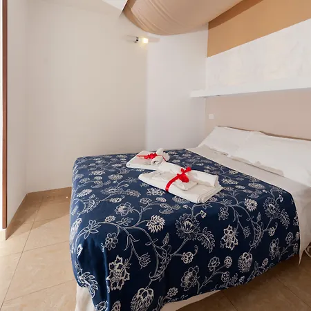 Hcetr Couette-café Lecce