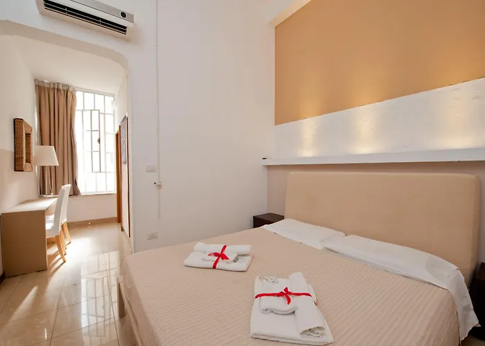 לינה וארוחת בוקר Trilogy Prestige