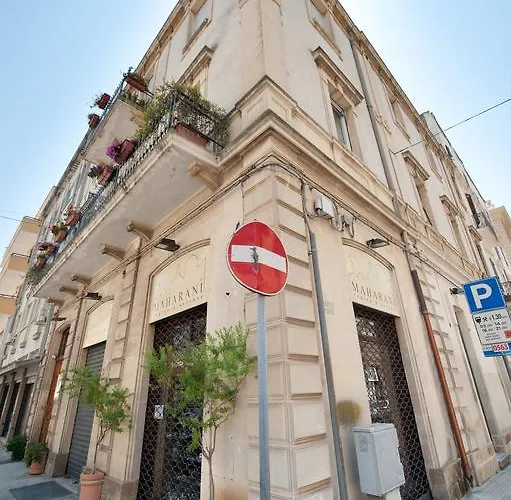 לינה וארוחת בוקר Trilogy Prestige 4*